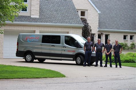 one man and a van carpet cleaning green bay