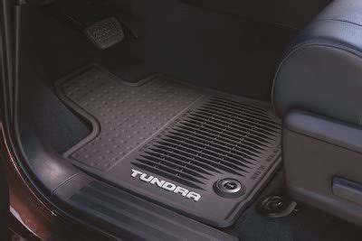 one piece floor mats for 2005 toyota tundra