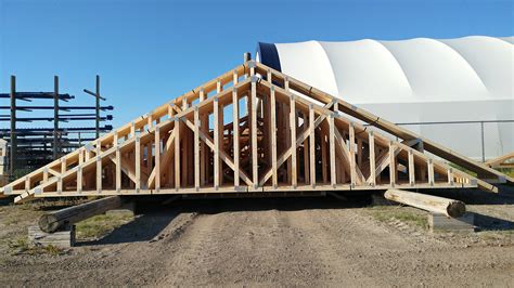 one piece wall and roof truss