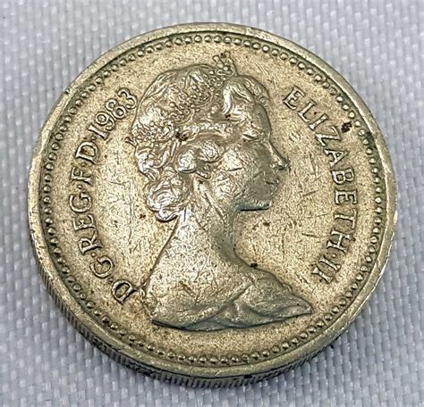 one pound 1983 elizabeth ii coin value