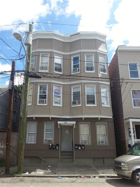 one room for rent in paterson nj