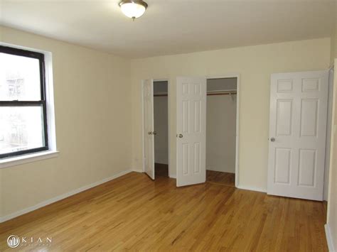 one room for rent in queens ny