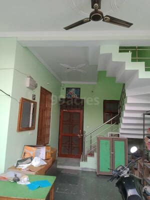one room set for rent in alambagh lucknow