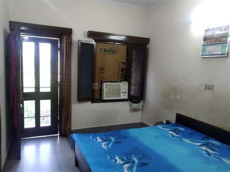 one room set for rent in chandigarh sector 34