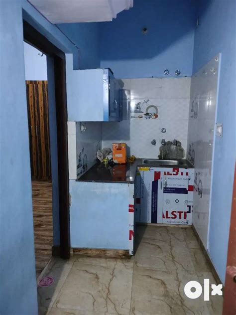 one room set for rent in chandigarh sector 8