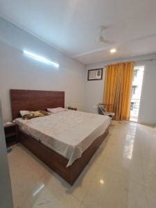 one room set for rent in gurgaon near medanta