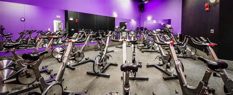 onelife fitness falls church va