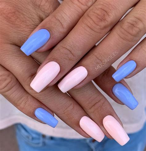 Invitez la couleur avec une belle déco ongles pour l'ete à l'aide de