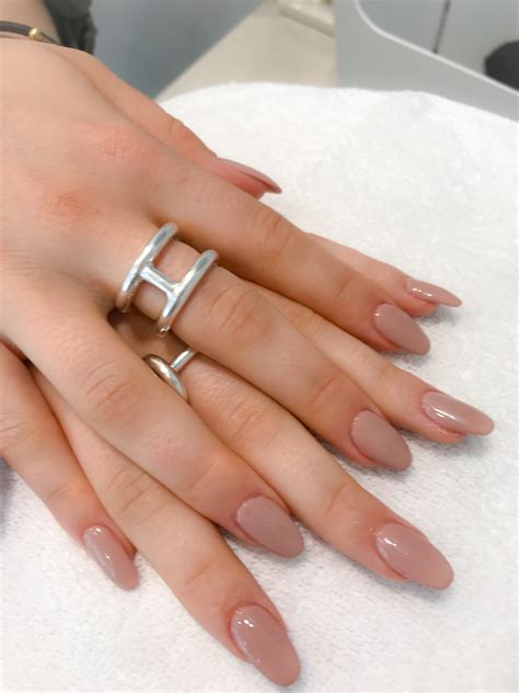 Ongle en gel French Ongles en gel français, Ongles pour mariage, Ongles