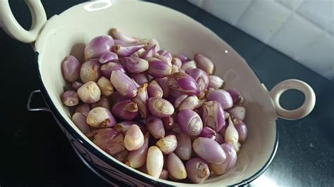 Onion Assamese Meaning