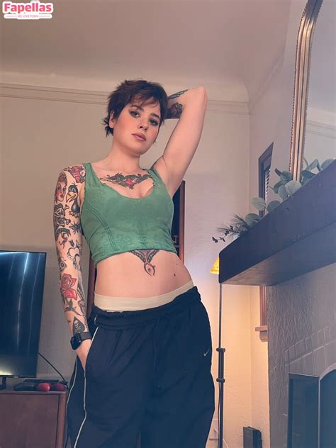 Tana Mongeau Stuns XXX by Revealing the Ultimate Story Behind Their Breakup!