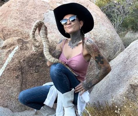 onlyfans danielle wall