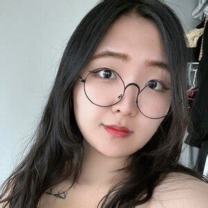 onlyfans leak aroomikimm