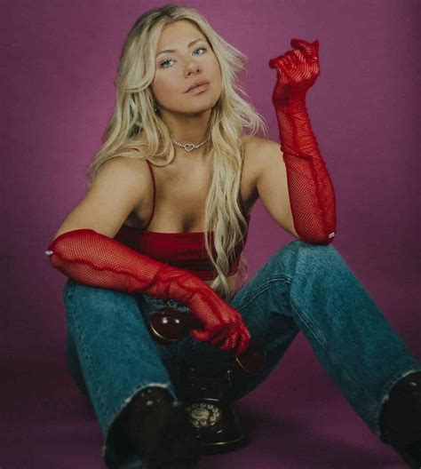 onlyfans moore becca