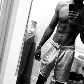 onlyfans pipe leak nude