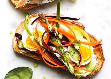 Open Face Vegetable Sandwich