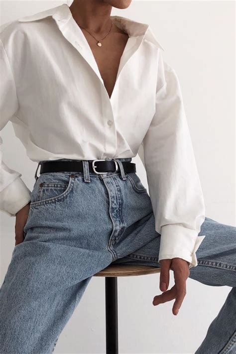 OVERSIZED CLASSIC BUTTON DOWN Button down outfit, White shirt outfits
