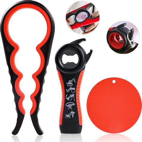 This Latina’s Cougar Vibe Just Made Headlines Across the U.S!