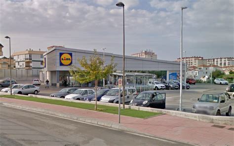 opening hours lidl torrox today