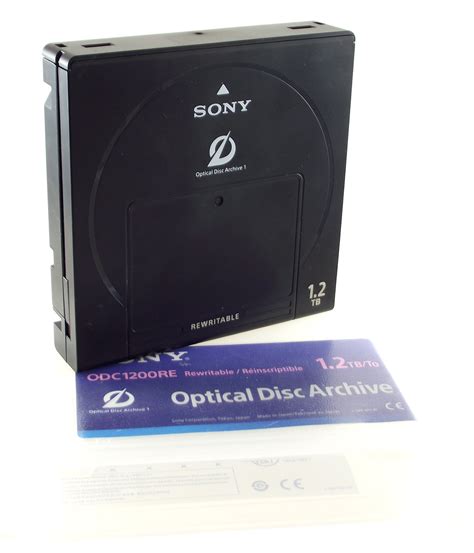 Optical Disc Archive