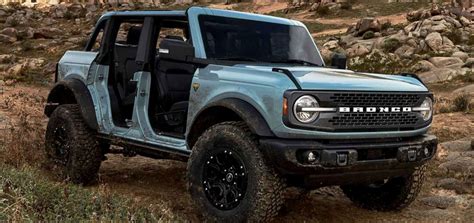 ordering different 2023 ford bronco models