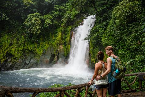 organised trips to costa rica