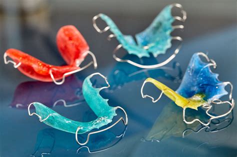 orthodontic retainers