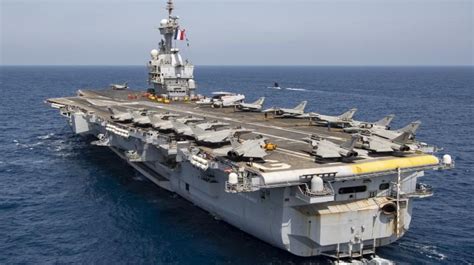 ou est le porte avion charles de gaulle actuellement