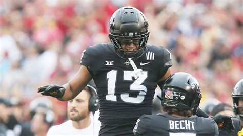 Oklahoma Sooners Football OU escapes Iowa State 3727 Crimson And