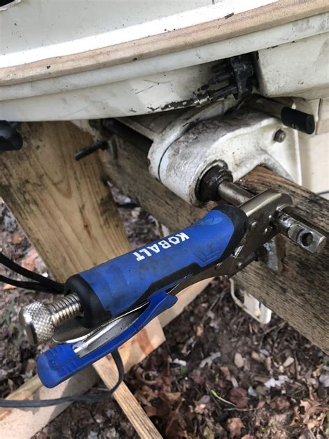 Outboard Motor Loose Steering