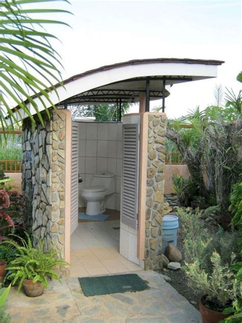 30+ Small Outdoor Bathroom Ideas DECOOMO