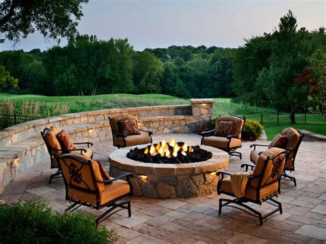 Outdoor Fire Pit Ideas Transform Your Outdoor Fire Pit into a Stylish