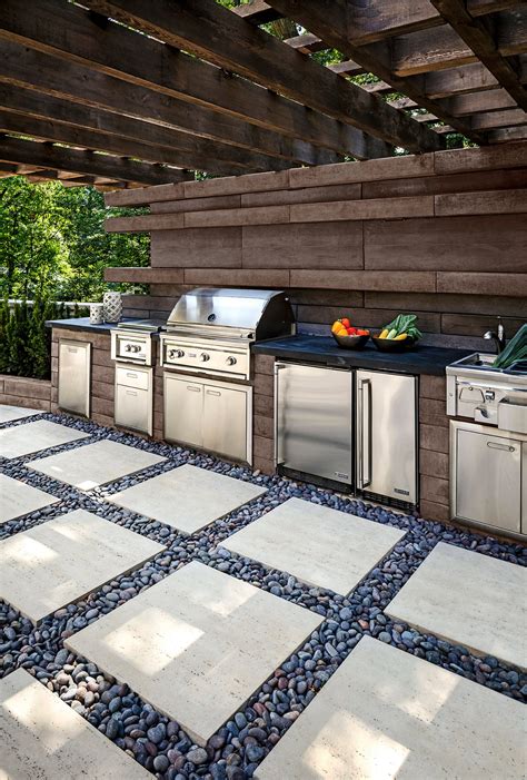 Outdoor kitchen flooring ideas Hawk Haven