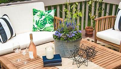 Outdoor Patio Coffee Table Decorating Ideas