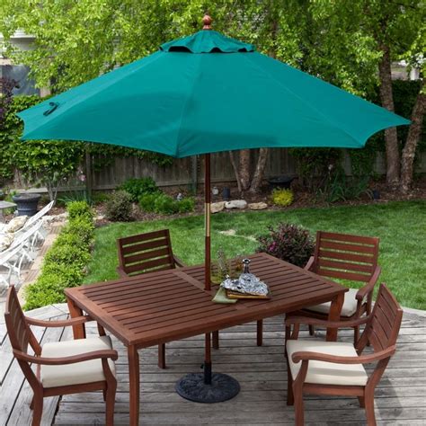 South Beach 7 Pc Round Outdoor Dining Table with 4 Chairs, Umbrella