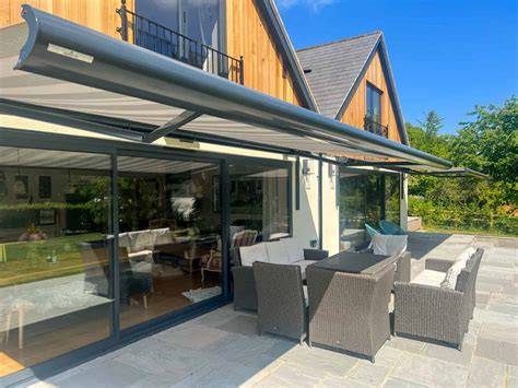 outdoor awning motorised