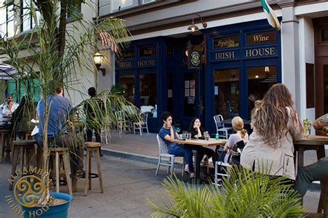 Outdoor Bars Redwood City