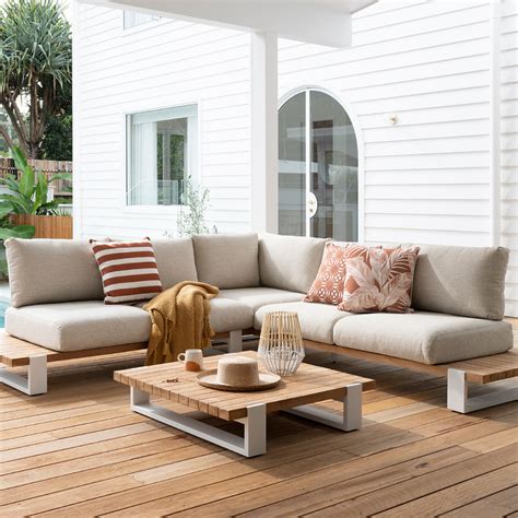 Outdoor Corner Lounge Australia