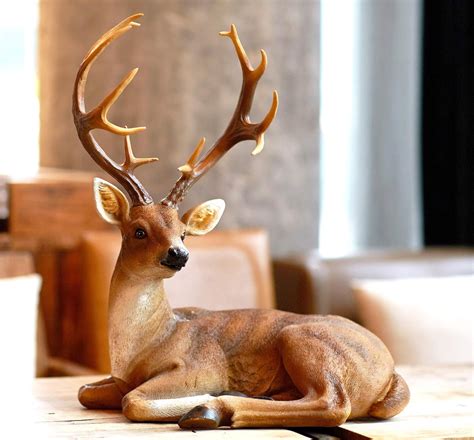 Outdoor Deer Figurines