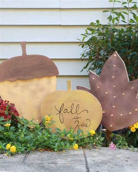 Outdoor Fall Decorations Signs