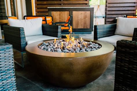 Outdoor Fire Pit B&M