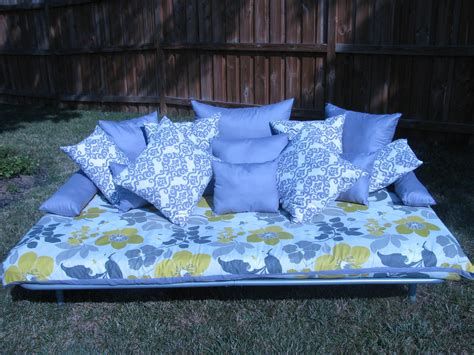 Outdoor Futon With Mattress