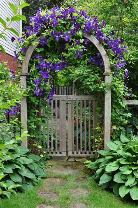 outdoor garden gate ideas