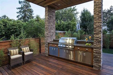 Outdoor Kitchen And Patios