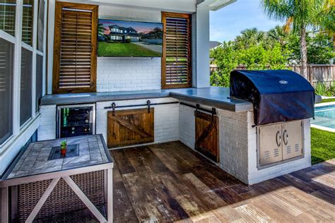 outdoor kitchen materials selection