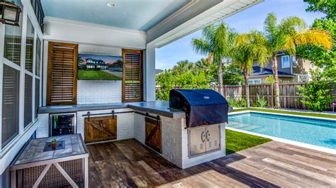 60 Outdoor Kitchens That You'll Want In Your Own Backyard