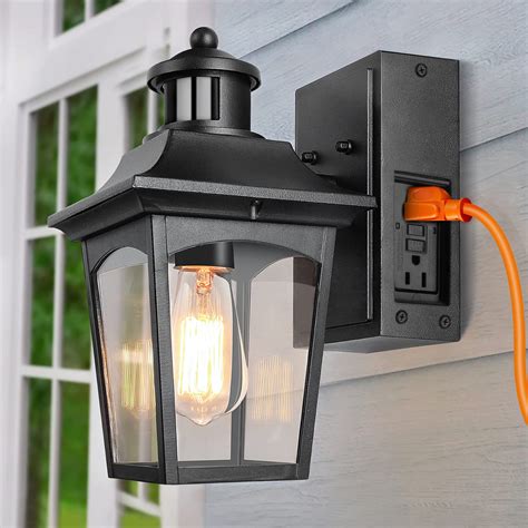 Outdoor Lights With Electrical Outlet