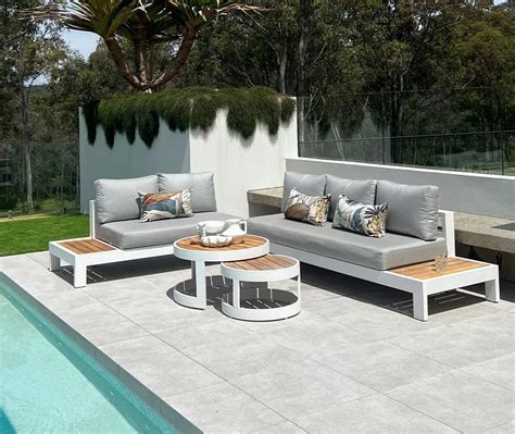 Outdoor Lounge Adelaide