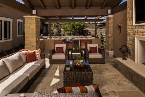 outdoor spanish kitchen