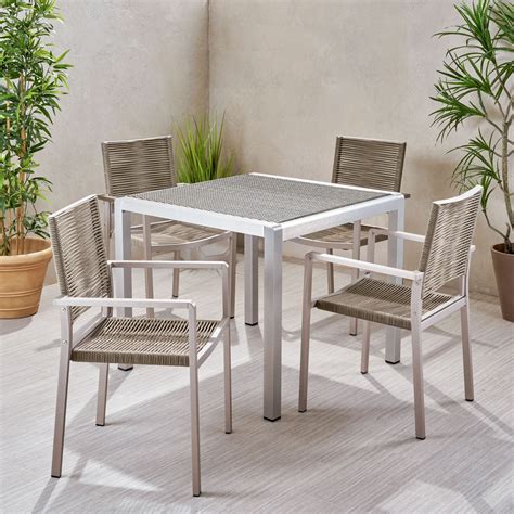 outdoor table 4 seater